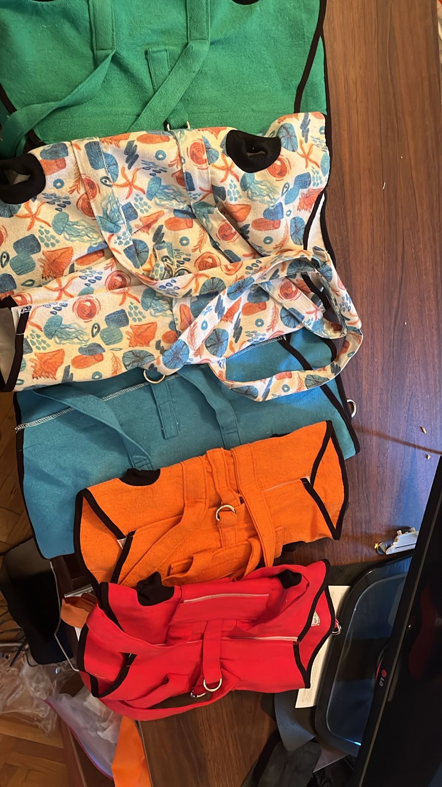 Spoiled Pets  Outing Holder